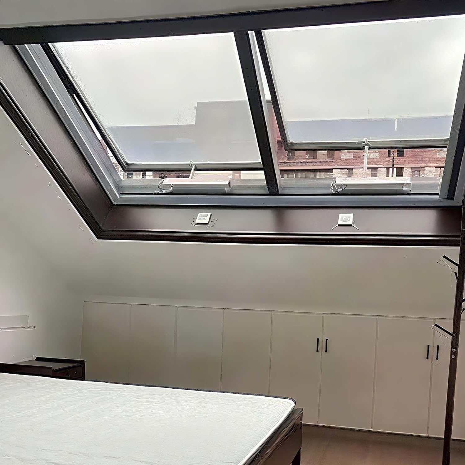 Step-by-step guide for buy custom skylight window,custom skylight window vs standard size,should I buy a tempered glass skylight,custom roof window pros cons,best skylight for attic entry,custom skylight window worth buying - complete tutorial