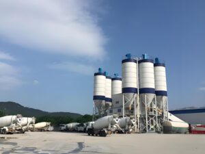 Image 1 of custom concrete batching plant