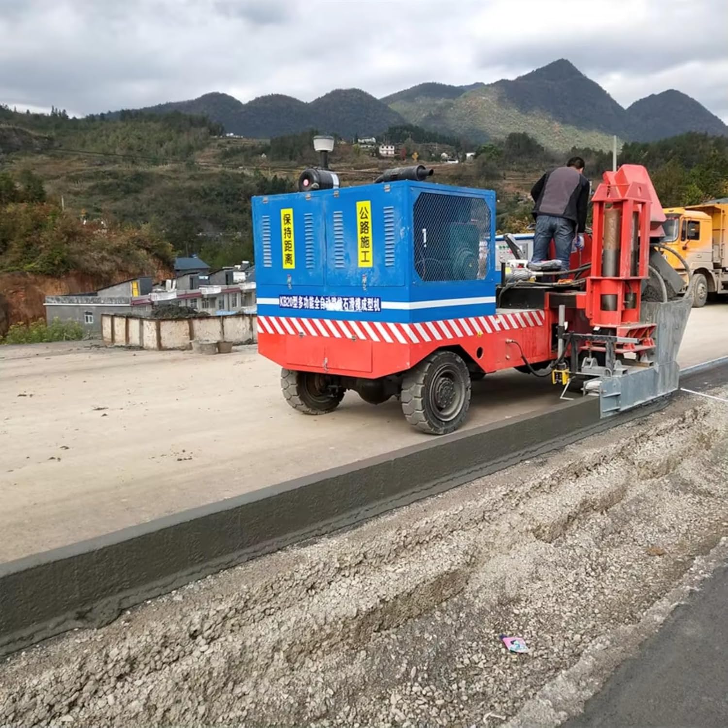 Buy Concrete Slipform Curb Machine: Honest Pros & Cons 2 buy concrete slipform curb machine,should I buy concrete curb machine,slipform paver vs alternative,concrete curb machine pros cons,best slipform curb paver,concrete curb machine worth buying unboxing and complete package contents